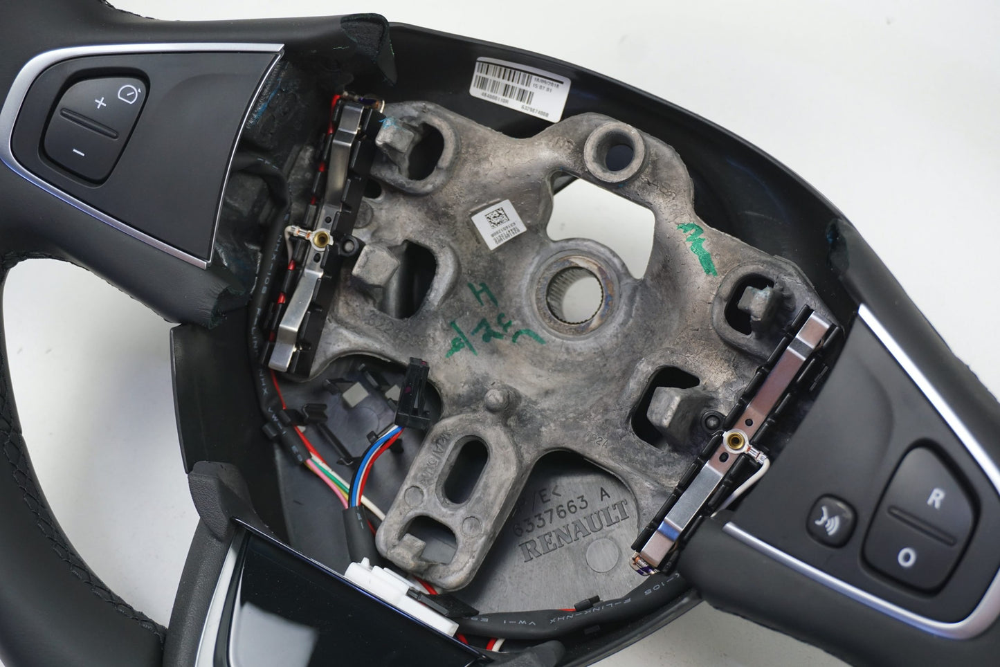 Pièce d'origine Volant cuir pour Renault Clio IV Captur 484000110R