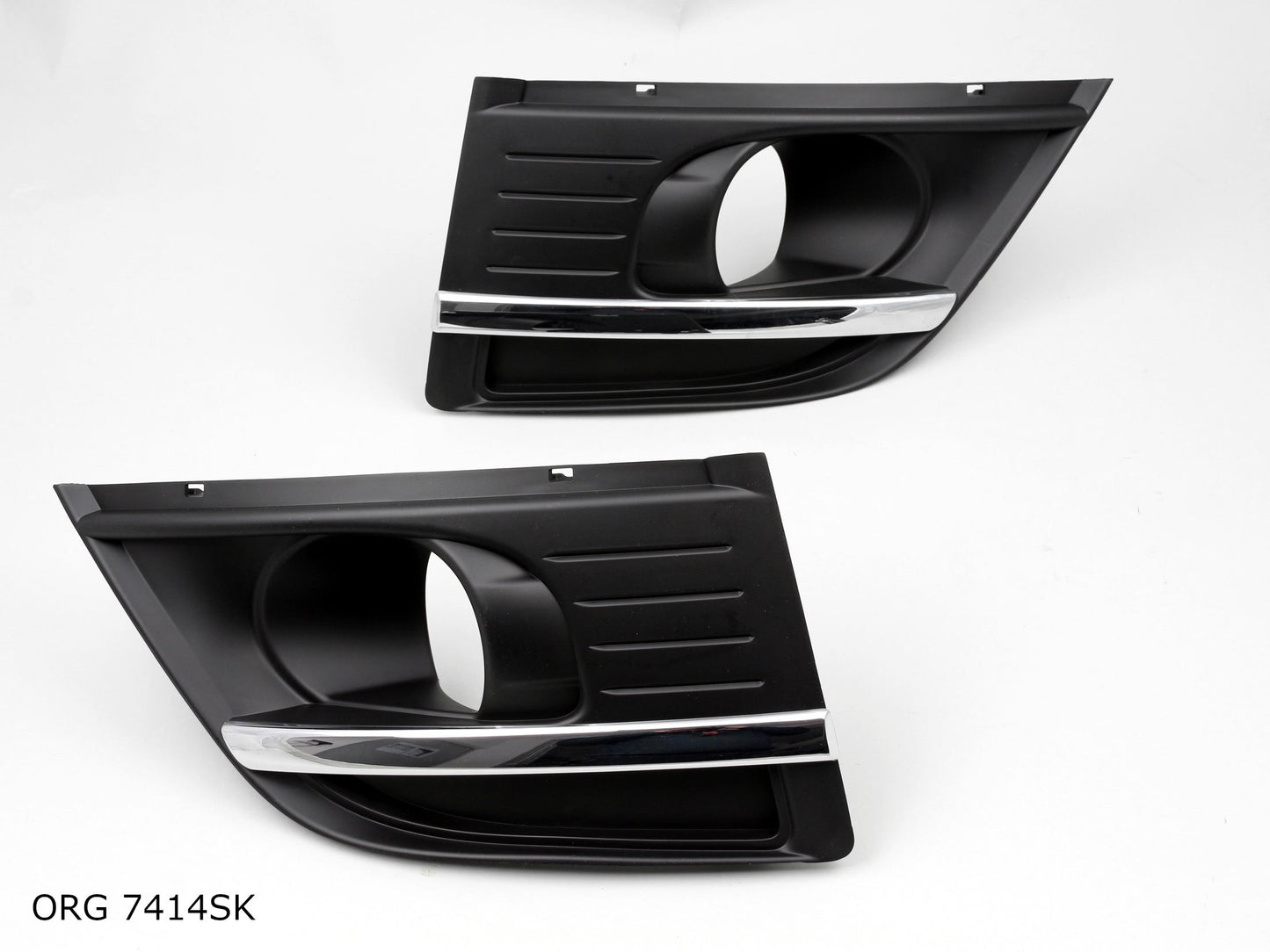 *Pièce d’origine enjoliveur d’antibrouillard pour Citroën C4 Picasso / C4 à partir de 2006 gauche et droite, 7414SK.