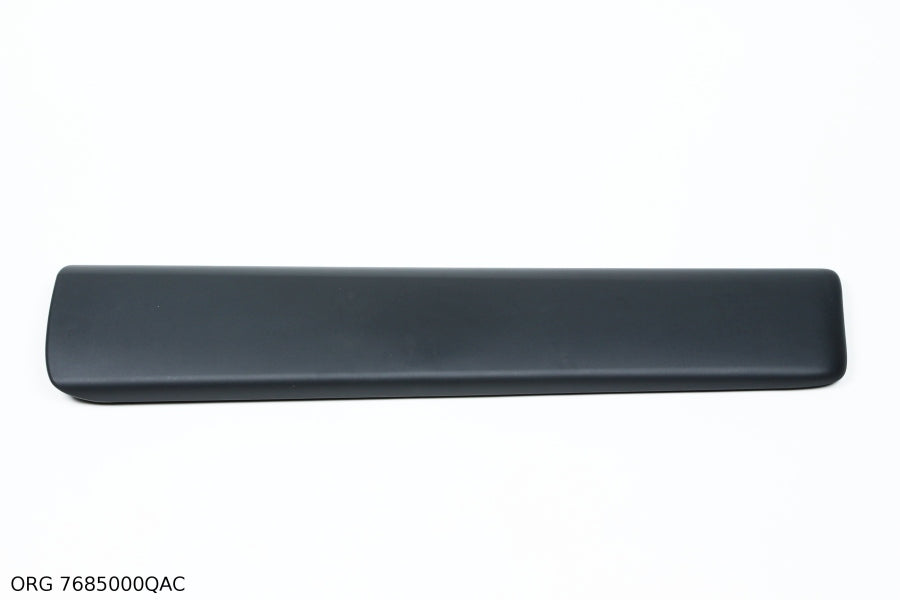 *Pièce d’origine moulure de porte avant droit depuis 2001 pour Renault Trafic, 7685000QAC.