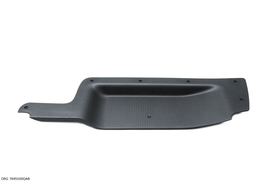 *Pièce d’origine baguette de seuil droit depuis 2001 pour Renault Trafic, 7695500QAB.