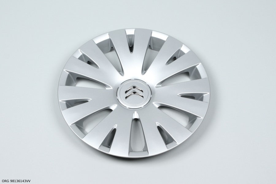 *Pièce d’origine enjoliveur de roue pour Citroën Berlingo, 98136143VV.