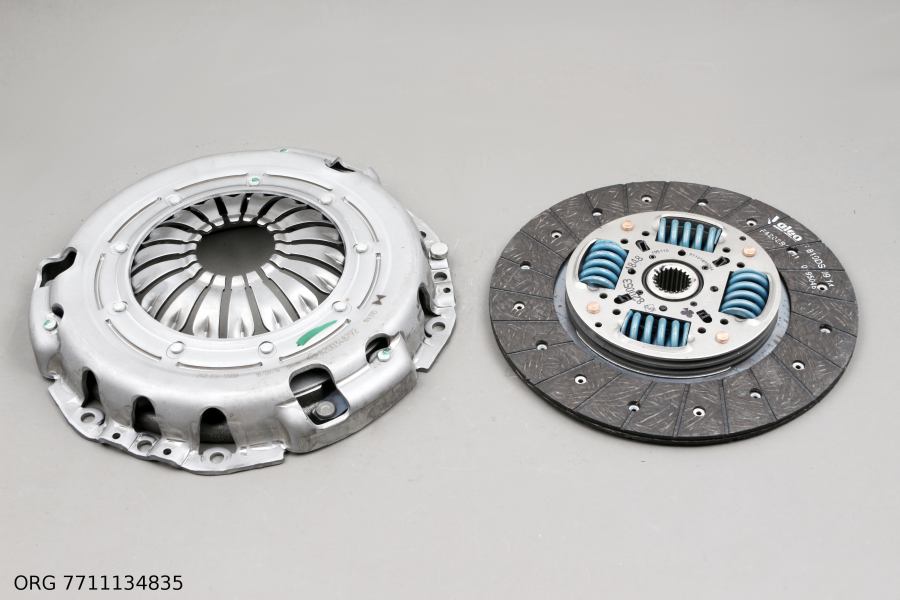 Kit d'embrayage d’origine Renault Renault Master à partir de 1998 7711134835 - vue 1