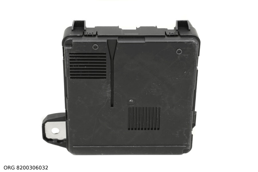 Module électrique BSM d’origine Renault véhicules Renault/Dacia à partir de 2003 8200306032 - vue 4