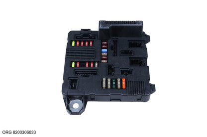 Module électrique BSM d’origine Renault véhicules Renault/Dacia à partir de 2002 8200306033 - vue 1