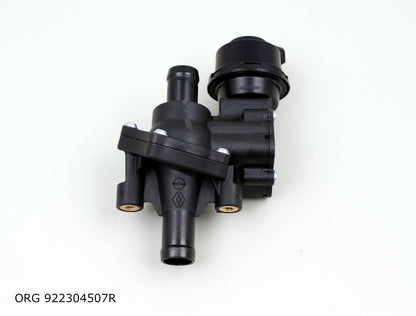 Boîtier de thermostat à dépression d’origine Renault Renault moteurs 2.0 dCi et 2.3 dCi 922304507R - vue 1
