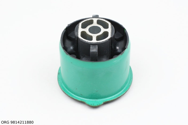 Silentbloc de train arrière d’origine PSA – OEM 9814211880 – vue 2