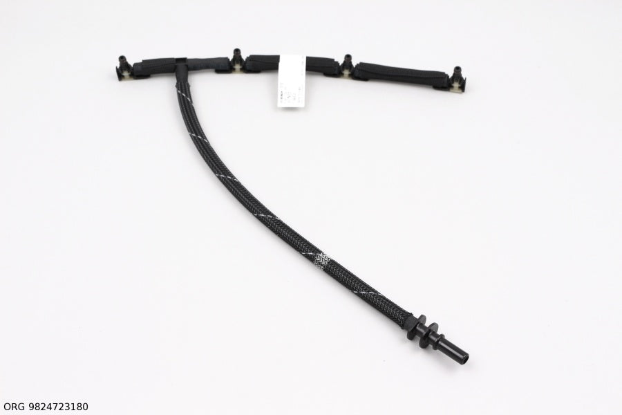 Conduite de retour de carburant d’origine PSA Citroën/Peugeot 1.5BLUEHDI – OEM 9824723180 – vue 1