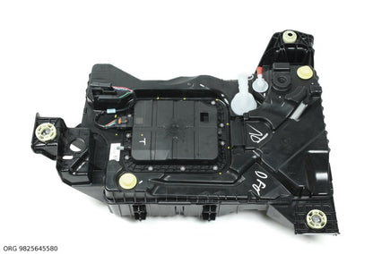 Réservoir d’AdBlue d’origine PSA Citroën/Peugeot C4 Picasso/3008 17- – OEM 9825645580 – vue 3