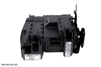 Fusible d’origine PSA Citroën/Peugeot MODUŁ EXPERT 16- – OEM 9831821480 – vue 4
