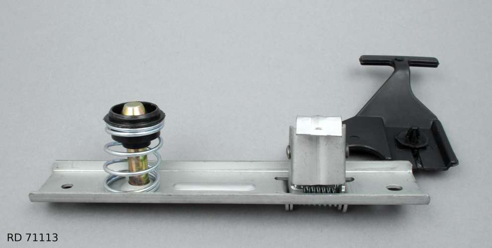Serrure de capot — Renault Clio 2001–2006, élément fixé au capot — RD 71113 — vue 2