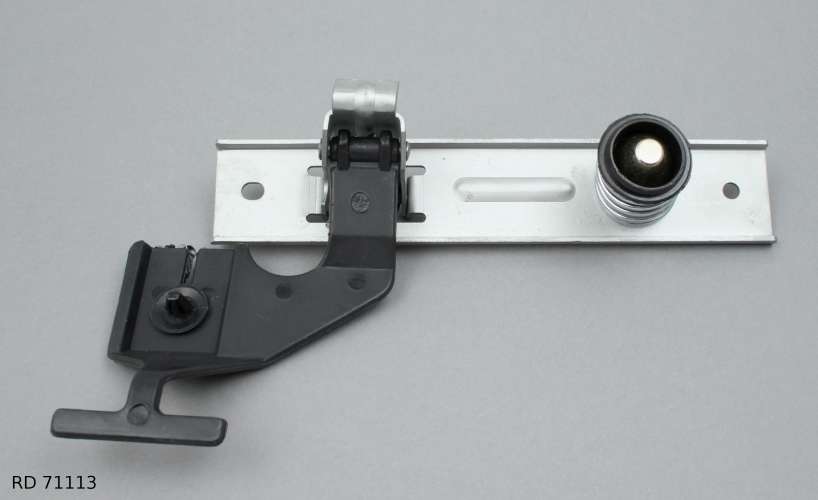 Serrure de capot — Renault Clio 2001–2006, élément fixé au capot — RD 71113 — vue 1