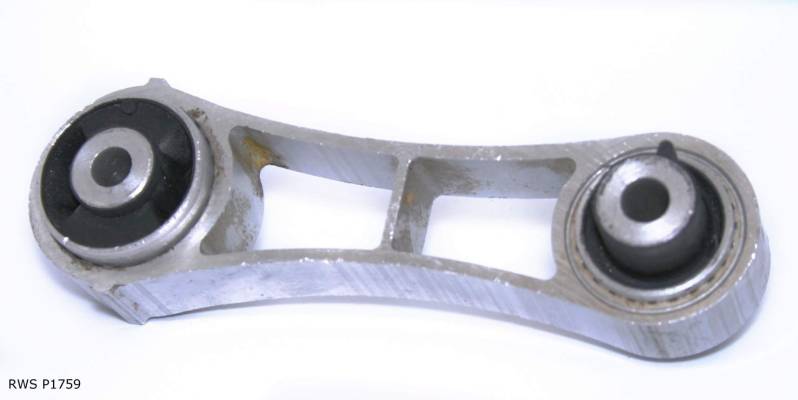 Support moteur — Renault Laguna — 1.6–2.0 — jusqu’à 2001 — arrière — RWS P1759 — vue 1