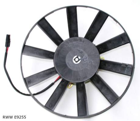 Ventilateur de refroidissement moteur — Renault Trafic — jusqu’à 1999 — diamètre 320 mm — RWW E9255 — vue 1