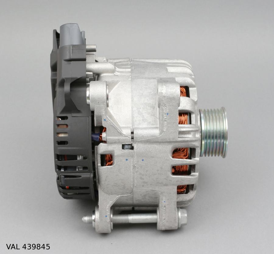 Alternateur — Citroën / Peugeot — 1.6 HDi — 8 soupapes — à partir de 2009 — Stop & Start — 180 A — VAL 439845 — vue 2