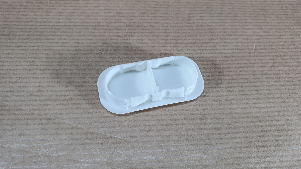 Obturateur de carrosserie pour Citroën C3 Picasso — YL01170980 — vue 2