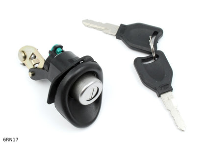 Serrure de hayon avec clés pour Renault Twingo et Dacia Logan — YSM 6RN17 — vue 1