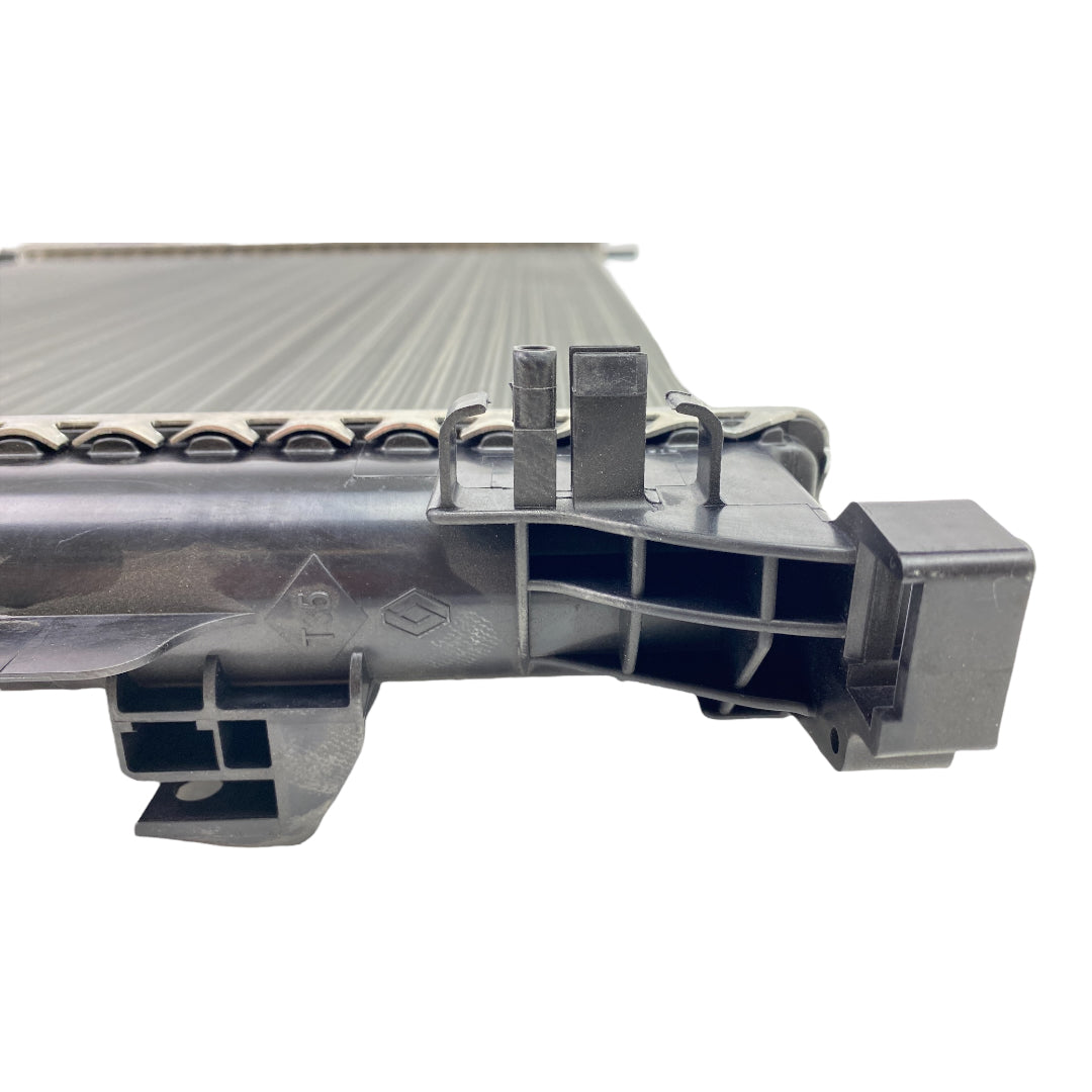 Pièce d'origine Radiateur moteur pour Renault Kangoo II 8200418327