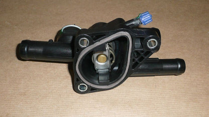 Boîtier de thermostat d’origine Renault 110600968R sans emballage d’origine — face de montage