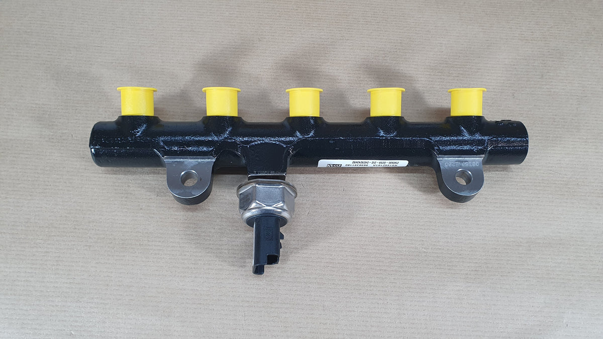 Rampe d’injection d’origine pour Citroën C4 2.0 HDi — 1570.L9 — vue 2