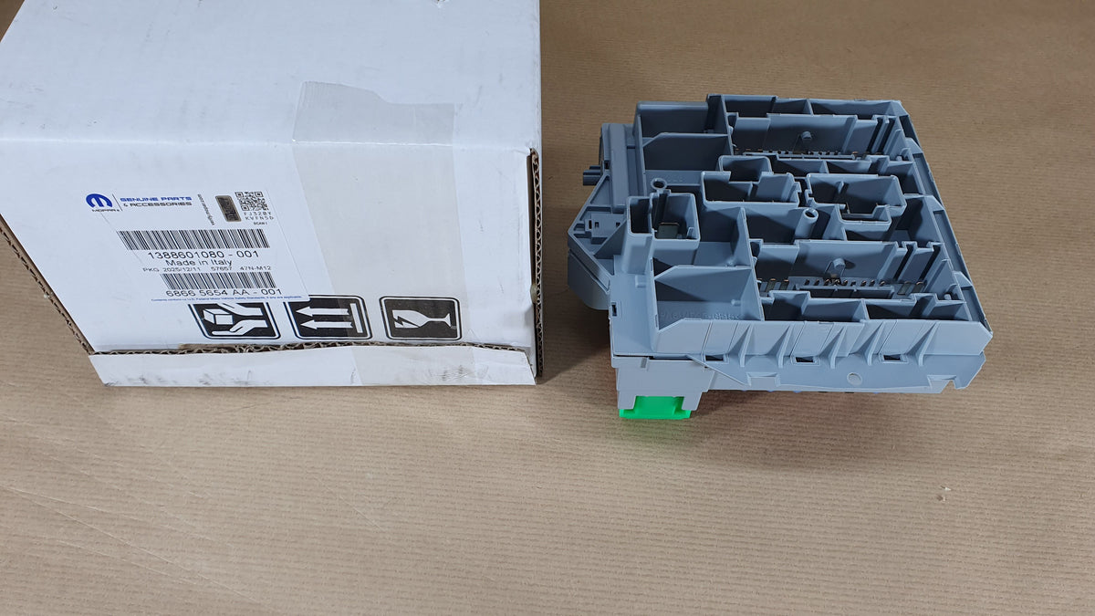 Boîtier de fusibles d’origine pour Fiat Ducato III — 1388601080 — vue 1