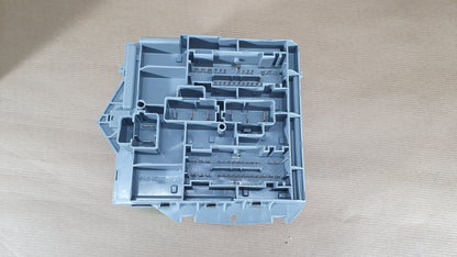 Boîtier de fusibles d’origine pour Fiat Ducato III — 1388601080 — vue 2