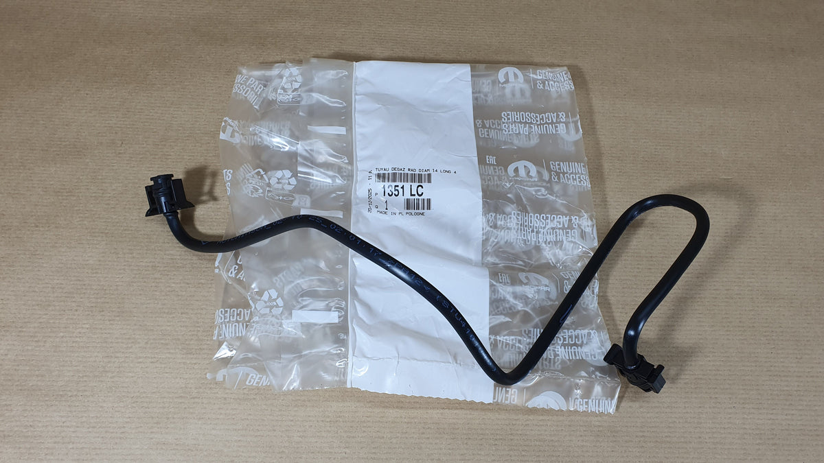 Durite de refroidissement d’origine pour Peugeot 607 — 1351.LC — vue 1