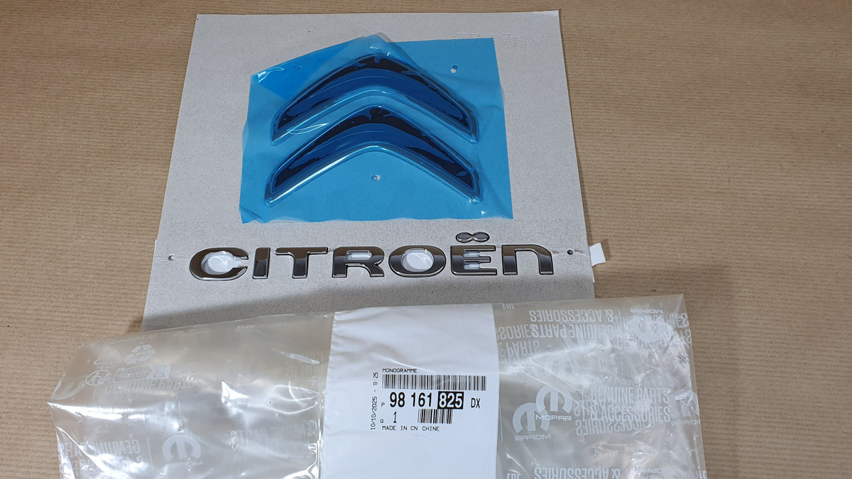 Emblème arrière pour Citroën C4 Picasso II — 98161825DX — vue 1