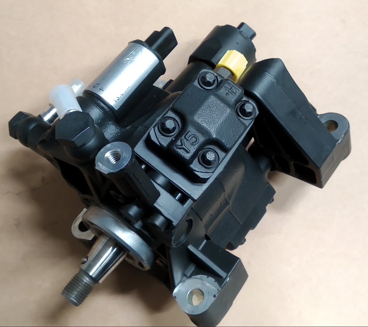 Pompe d’injection d’origine pour Renault Mégane III 1.5dCi — 167000061R AF — vue 2