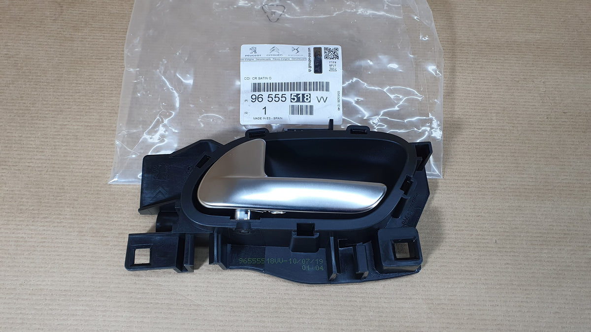 Poignée de porte intérieure avant, côté gauche pour Peugeot Partner III — 96555518VV — vue 1