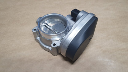 Boîtier papillon d’origine pour Renault Clio III 2.0 16V — 8200110994 AF — vue 1