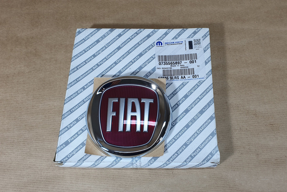 Emblème arrière pour Fiat 500 — 735565897 — vue 1