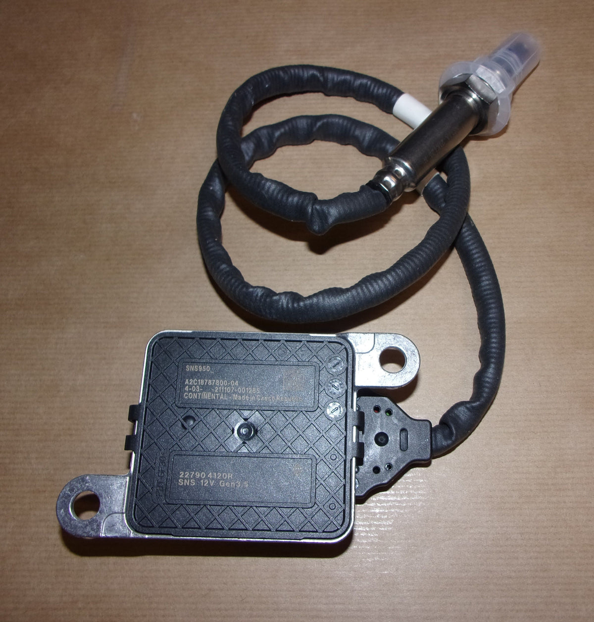 Capteur NOx pour Renault Trafic III 2.0dCi — 227904120R — vue 2