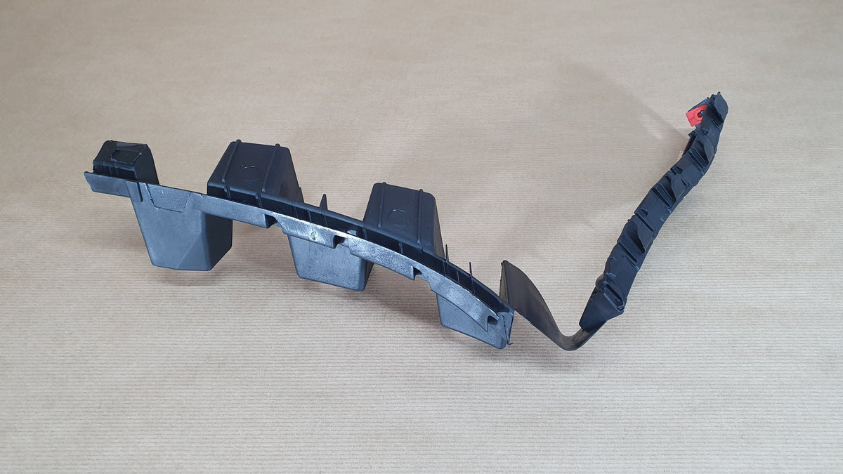 Support de pare-chocs arrière, côté gauche pour Opel Corsa D — 13179903 — vue 2