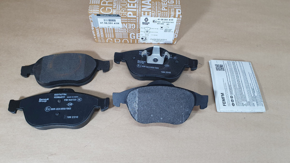 Plaquettes de frein pour Renault Laguna 1.6/1.8/1.9dCi Ate — 410609141R — vue 1