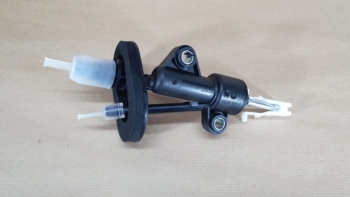 Émetteur d’embrayage pour Fiat 500 / Punto / Doblo / Fiorino — 55251837 — vue 1