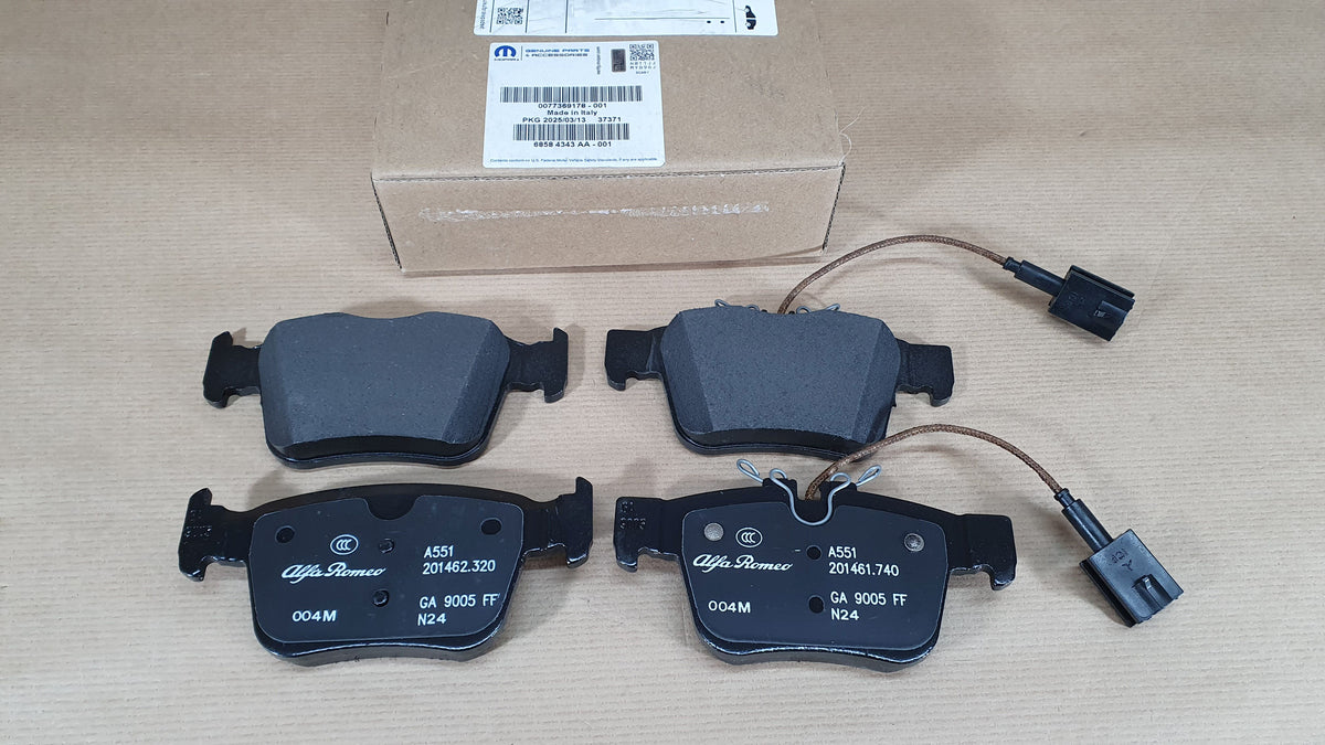 Plaquettes de frein pour Alfa Romeo Giulia / Stelvio 2.0 / 2.2 — 77369178 — vue 1