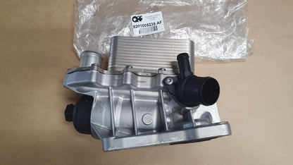 Refroidisseur d’huile d’origine pour Renault Master III 2.3dCi — 8201005235 AF — vue 1