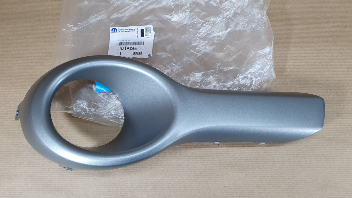 Grille de pare-chocs avant, côté gauche pour Opel Agila B — 93193206 — vue 1