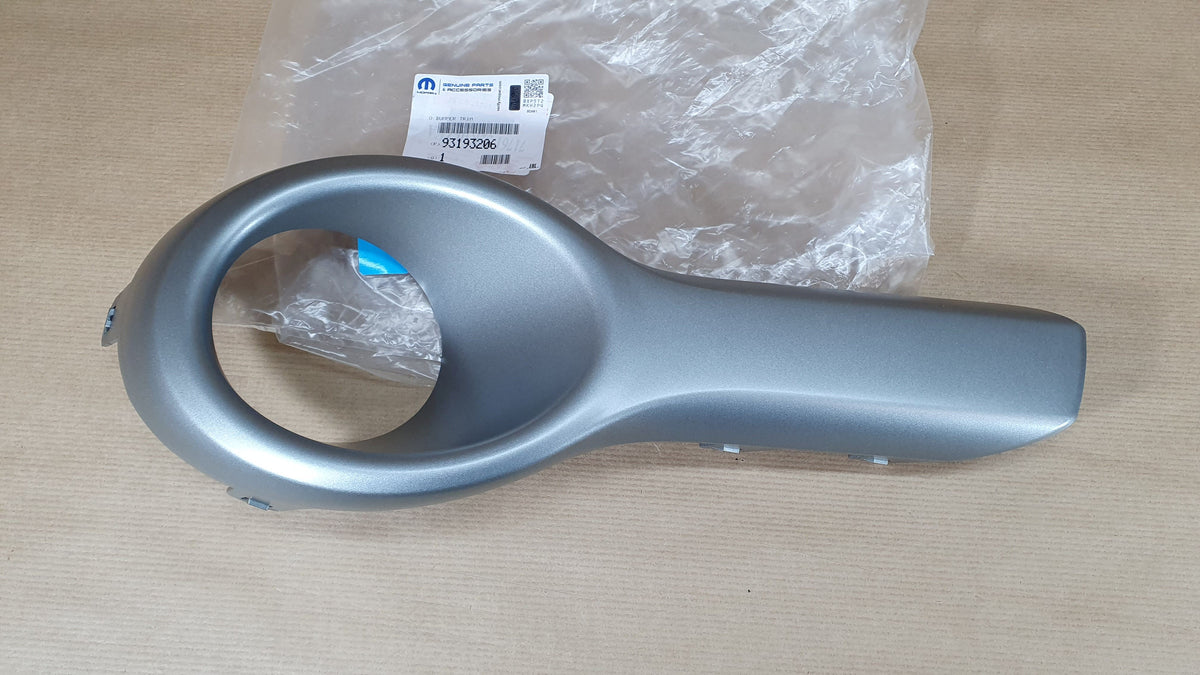 Grille de pare-chocs avant, côté gauche pour Opel Agila B — 93193206 — vue 2