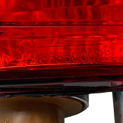Pièce d'origine Feu antibrouillard arrière gauche pour Renault Zoe Z.E Captur I 265850007R
