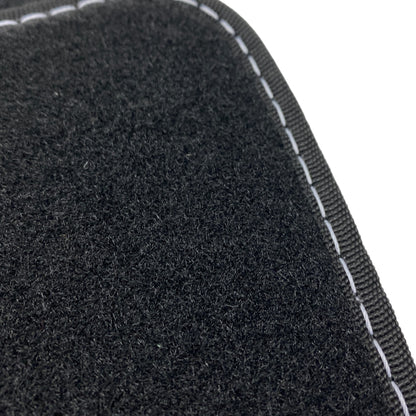 Pièce d'origine Tapis de sol pour Dacia Logan III 749026437R