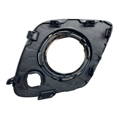 Pièce d'origine Grille de pare-chocs gauche pour Mercedes X 470 622575XA0A