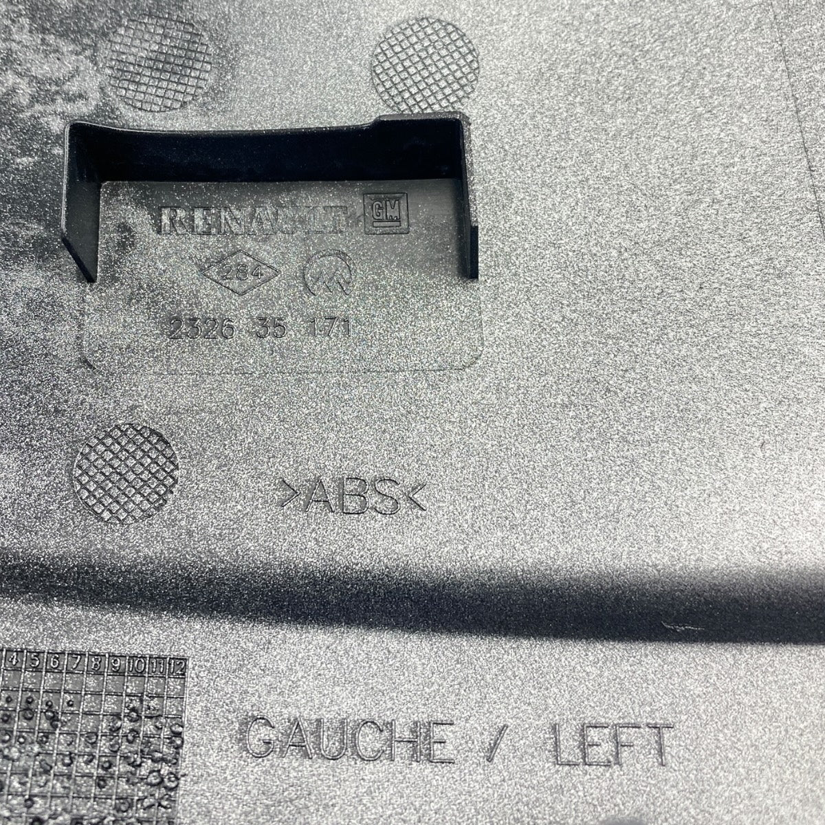 Pièce d'origine coque de rétroviseur gauche pour Renault Trafic III Opel Vivaro B 232635171.