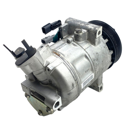 Pièce d'origine Compresseur de climatisation pour Renault Clio V 1.0 TCe 926004423R