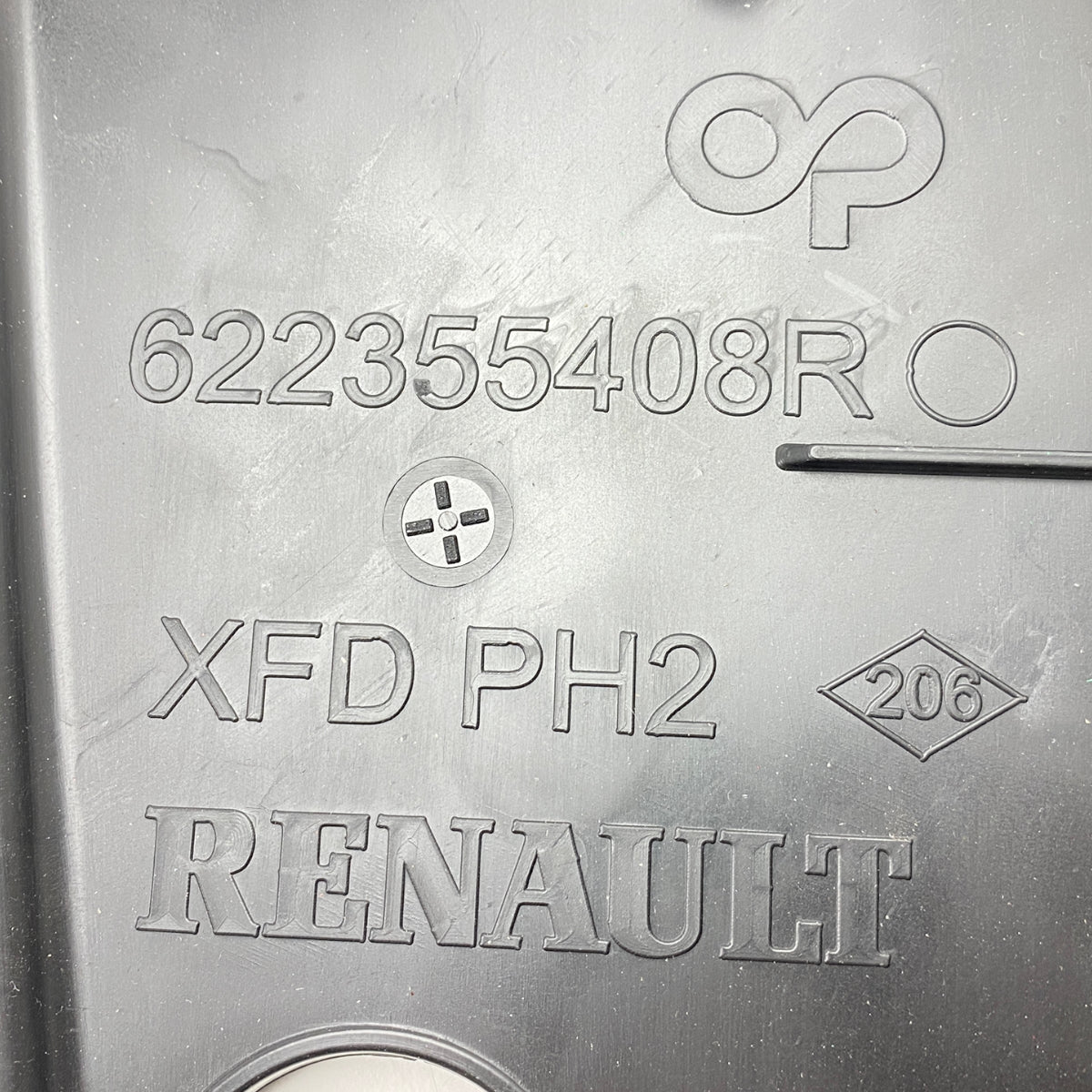 Pièce d'origine Protection inférieure de pare-chocs avant pour Renault Talisman 622355408R
