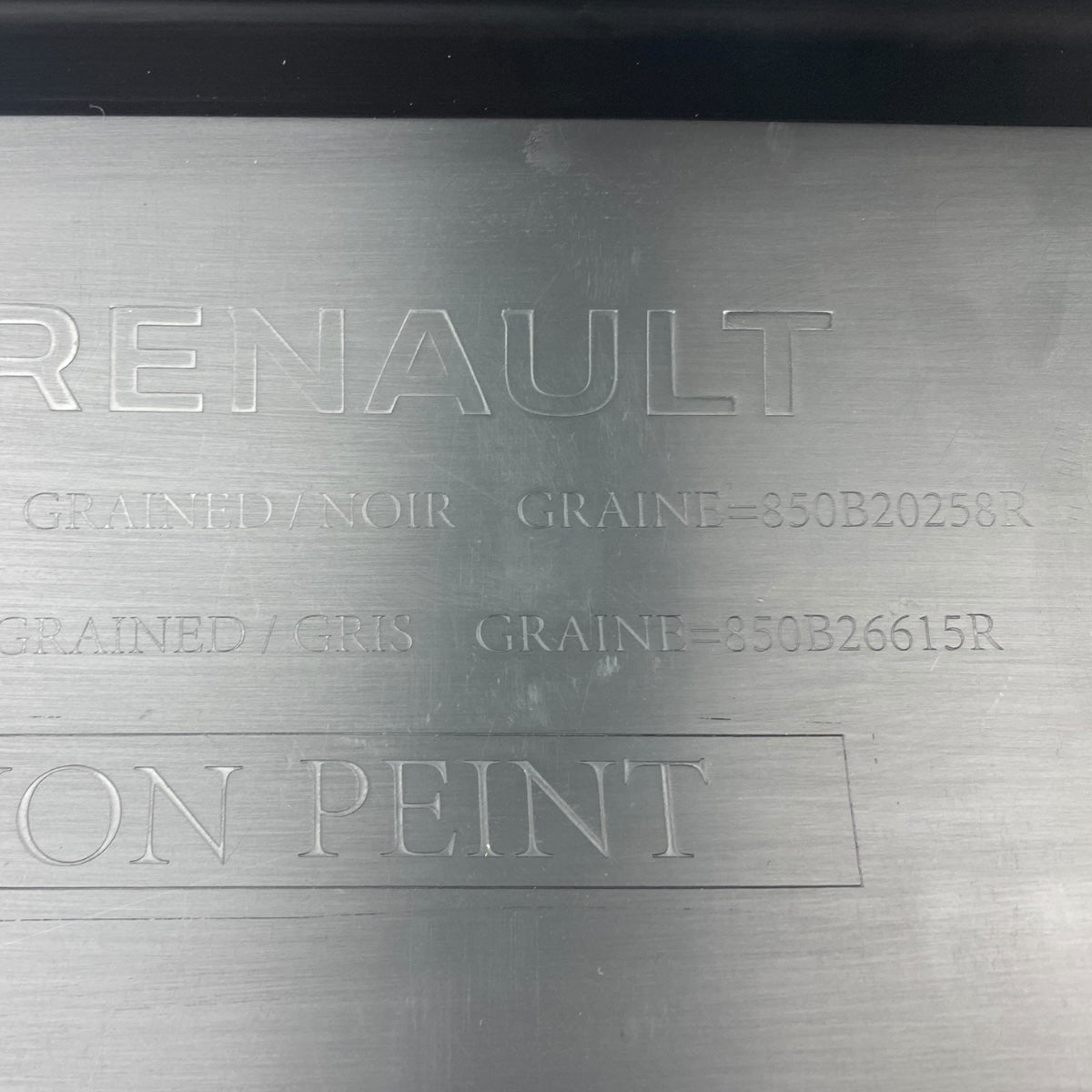 Pièce d'origine diffuseur de pare-chocs arrière pour Renault Megane E-TECH EV 850B20258R.