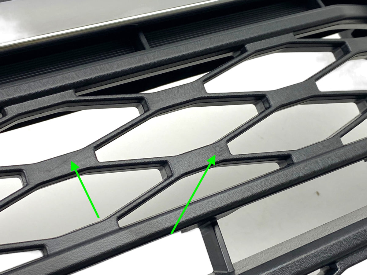 Pièce d'origine Calandre pour Nissan NV300 623102355R