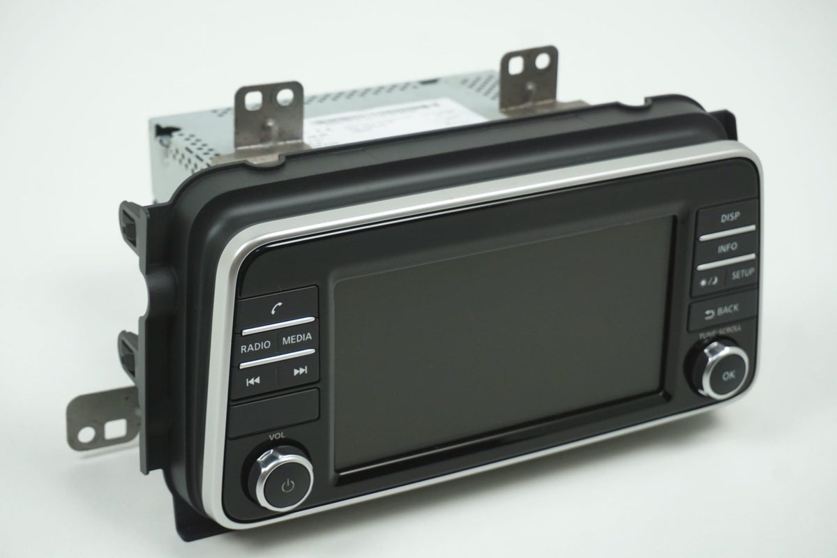 Autoradio CD pour Nissan Micra K14 — vue 2