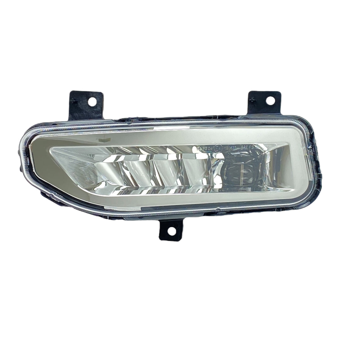 Projecteur antibrouillard droit à LED pour Nissan Micra K14 restylée — vue 2