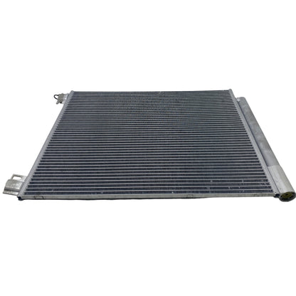 Pièce d'origine Condenseur de climatisation pour Renault 921004063R